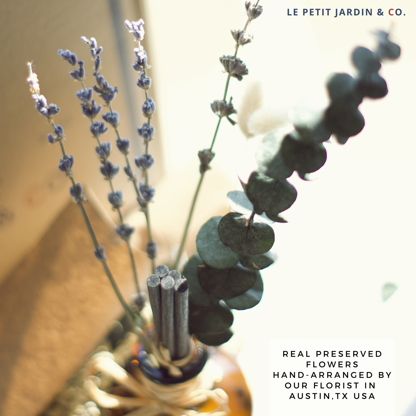 Le Petit Jardin & Co. - The Flower Shop Reed Diffuser w/ Lavender & Eucalyptus